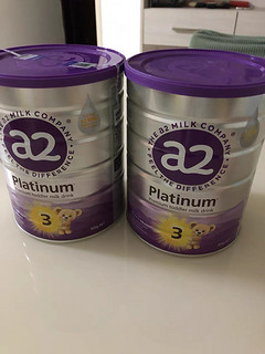 a2紫白金三段幼儿配方奶粉：营养全面，助力成长