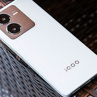 Vivo“卷王”，只卖1199元，6000mAh大电量+256GB大内存+5000万影像