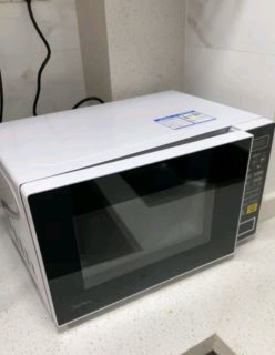 美的（Midea）微波炉  家用小型20升  转盘加热 智能菜单 一键解冻 杀菌电子除味 薄膜按键（M1-L213C）