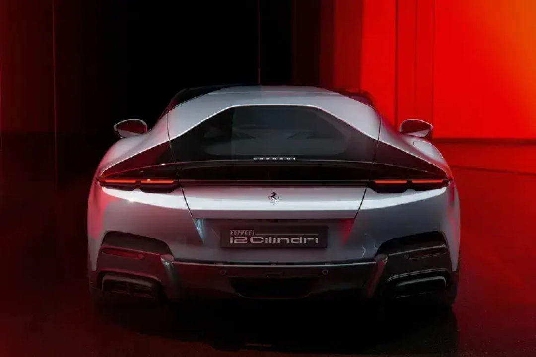 法拉利12cilindri国内首发并公布价格,售价598.8万元起