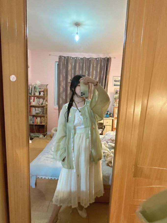无衣饮羽汉服