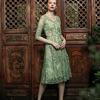 绿色梦幻✨金丝线连衣裙，高贵优雅的秘密武器！