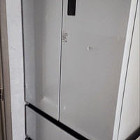 厨房里的哆啦 A梦--TCL超薄零嵌法式冰箱T9