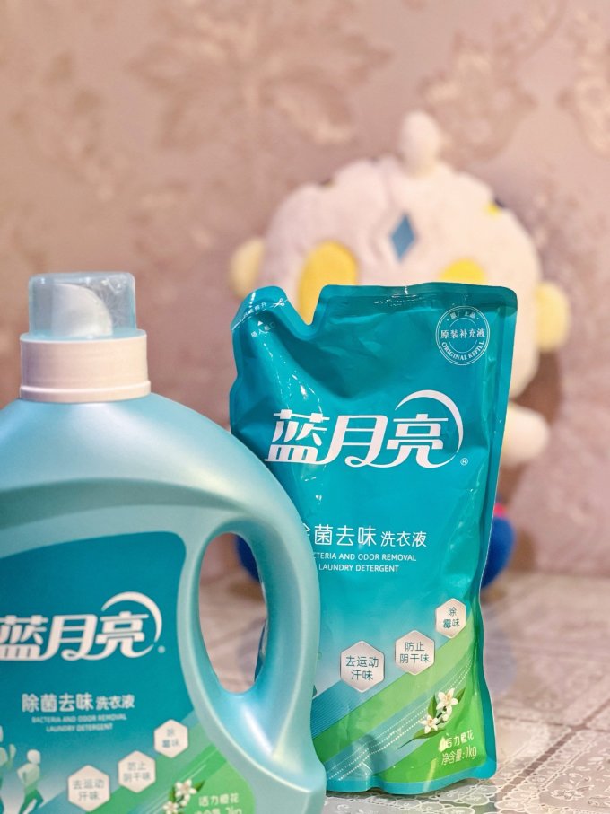 蓝月亮洗衣液