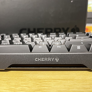 我终于也用上了Cherry轴