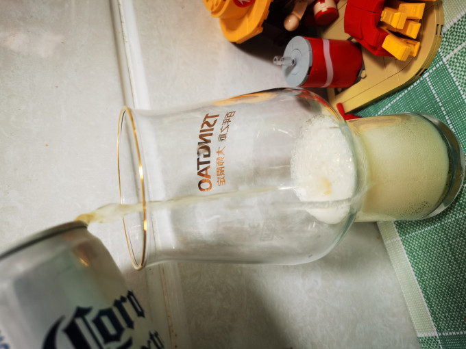 啤酒