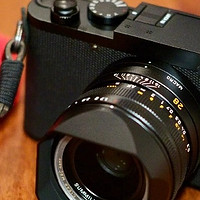 Leica Q3 入手一周浅测评，另对比x100vi”