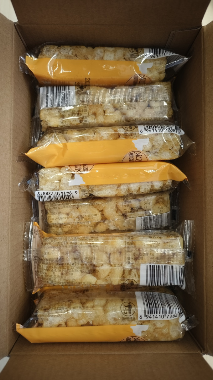 百草味饼干糕点