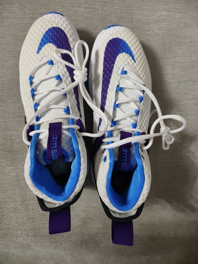 篮球鞋界的颜值担当——耐克 ZOOM RISE EP 白色款！