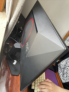 2K，180hz ，23.8英寸的aoc显示器搞起，买显示器学知识