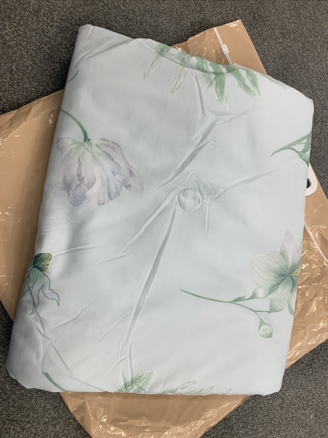 价格实惠的百丽丝蚕丝被