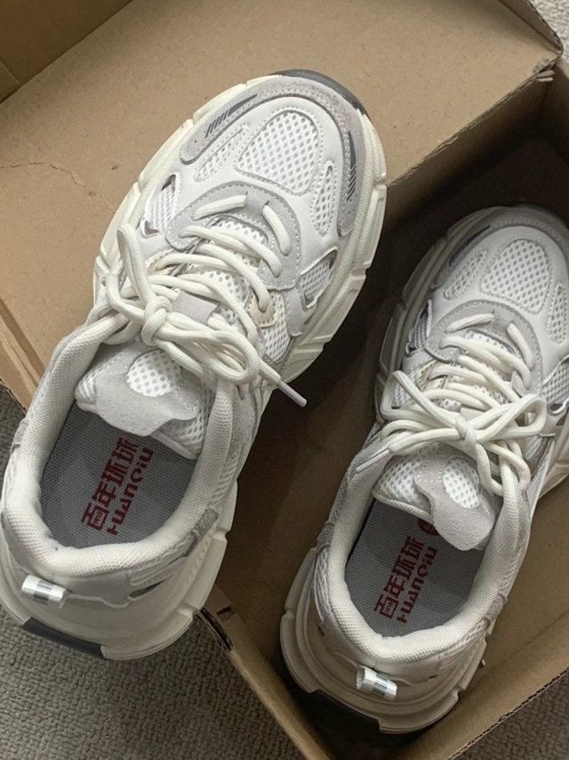 运动鞋买起来