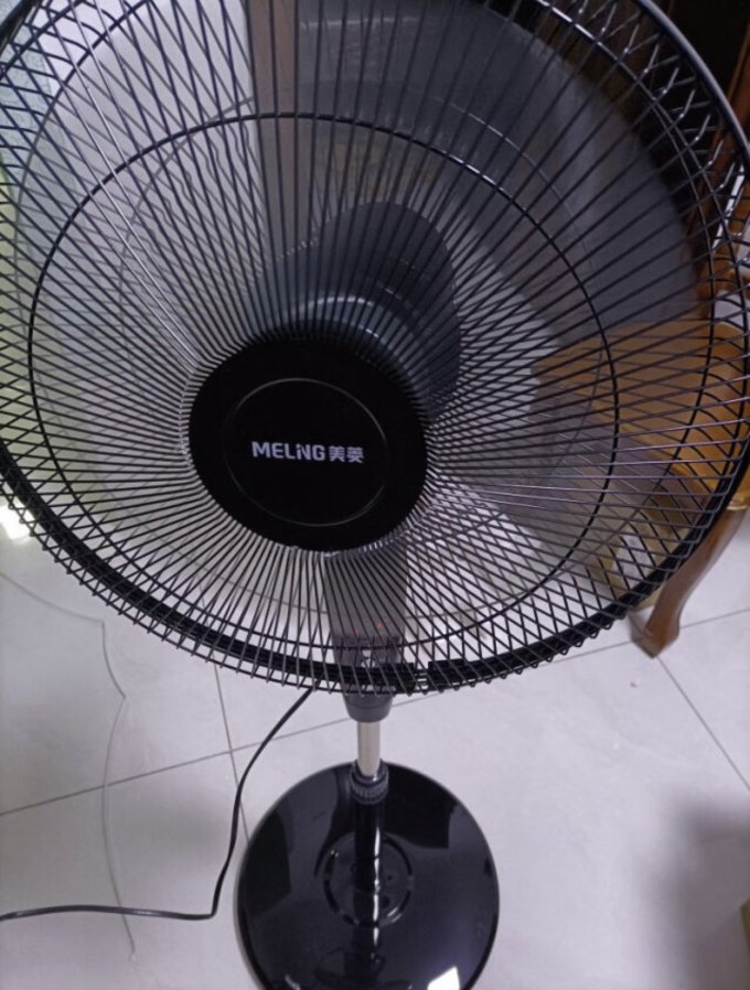 美菱落地扇