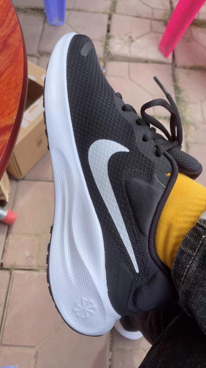 nike耐克官方revolution7男子公路跑步鞋夏季缓震运动时尚fb2207