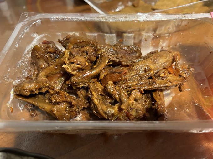 周黑鸭鸡鸭零食