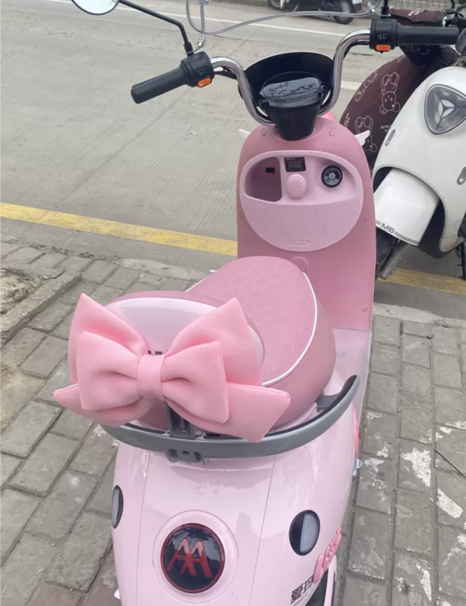爱玛摩托车整车
