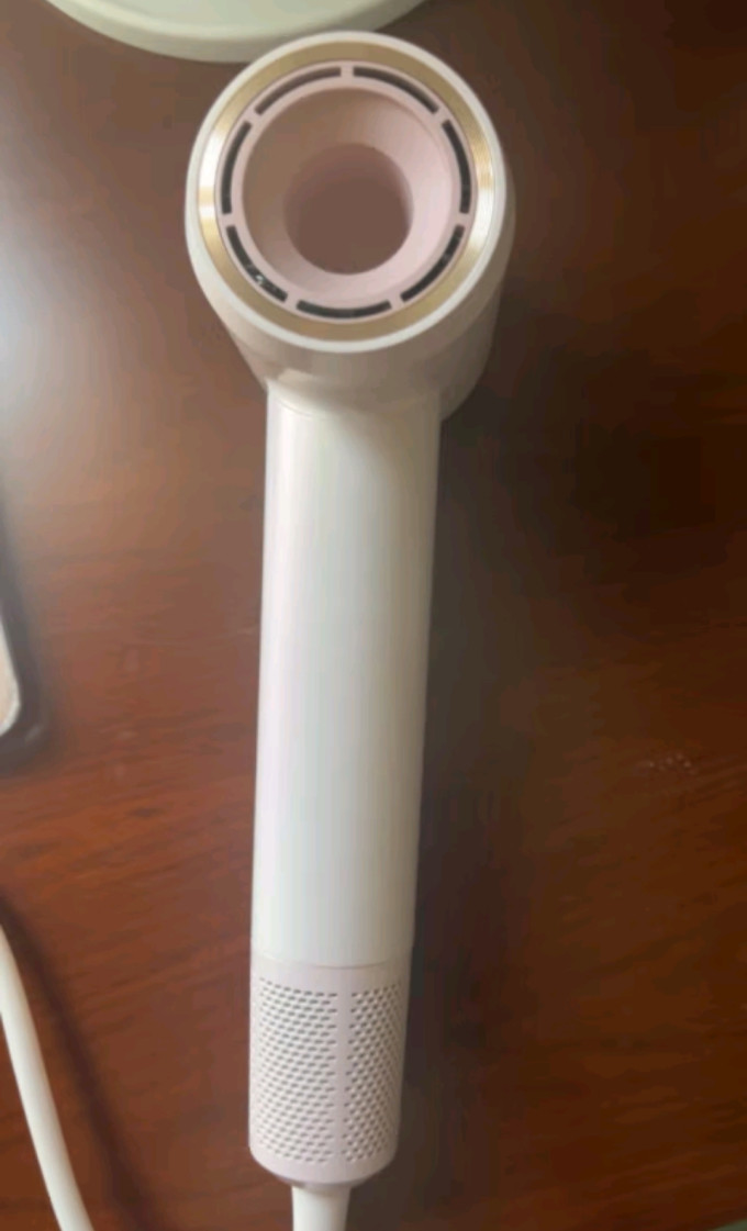 电吹风