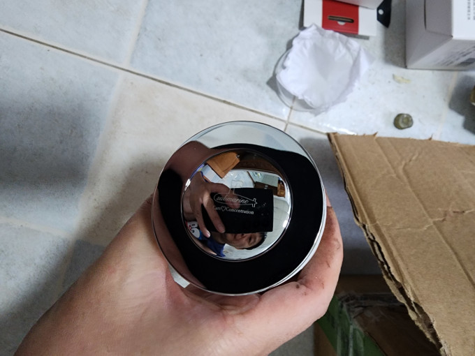 潜水艇卫浴用品