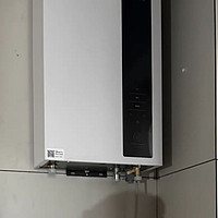 美的超一级能效水伺服增压恒温16L强排式家用天然气燃气热水器LN1