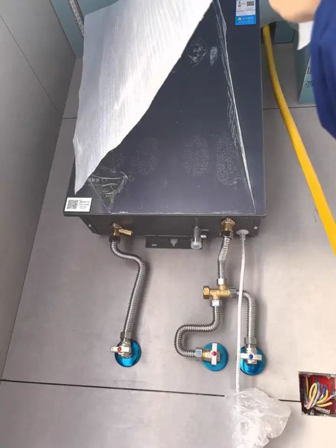 美的燃气热水器