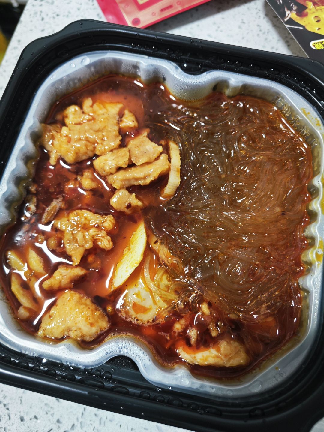 海底捞自热火锅小酥肉,配2个馒头就是一顿饭