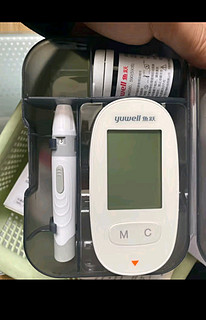 鱼跃(yuwell)血糖仪660 医用升级款 脱氢酶准度提高 孕妇适用测血糖仪家用（100片血糖试纸