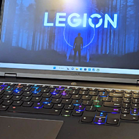 Legion Pro 5i Gen 9在键盘和扬声器方面的表现令人印象深刻