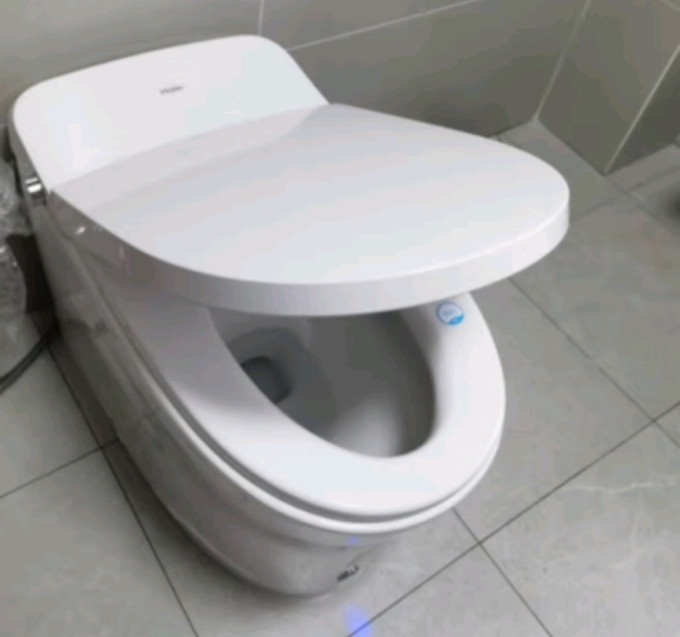 海尔智能马桶