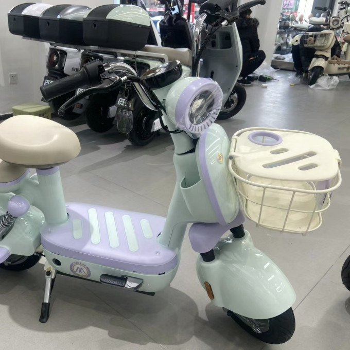 爱玛电动车整车怎么样 爱玛元宇宙pro,这电瓶车真可爱!_什么值得买