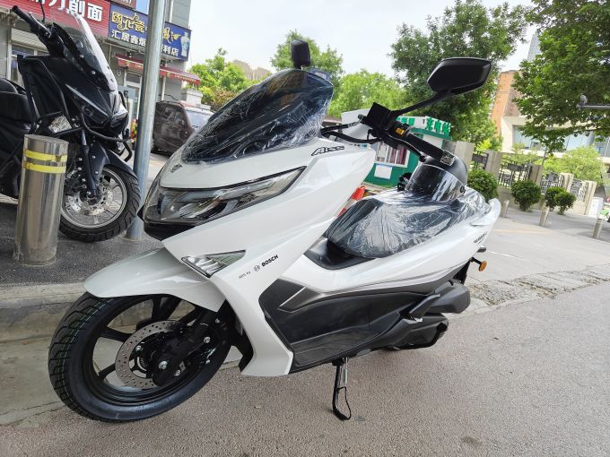 豪爵摩托车整车