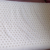 🌙京东京造泰国乳胶枕：梦境中的柔软波浪🌊