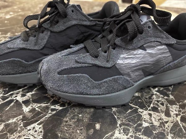 New Balance U327WCD：黑武士运动休闲，百搭之选