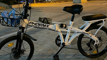 折叠自行车：上班路上的便捷与健康