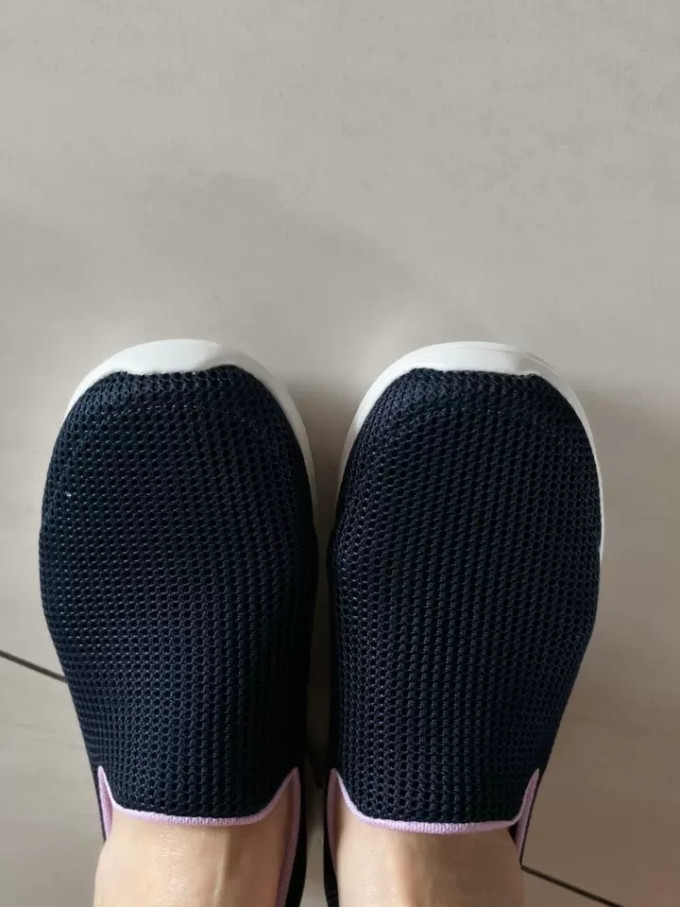 斯凯奇休闲运动鞋