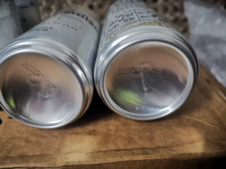 一款融合了果香与麦芽香气的美味佳酿，让你在品尝的同时享受一场视觉与味蕾的双重盛宴。