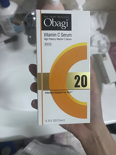 这款产品旨在通过独特的配方和技术，帮助改善肌肤的多种问题