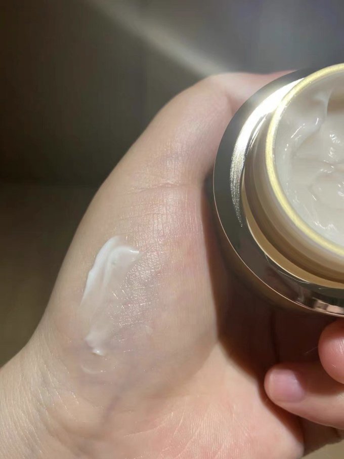 肌肤之钥眼霜