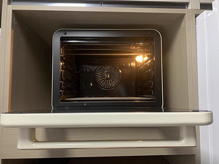 海氏i7风炉烤箱：烘焙新宠，智能高效