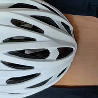 西骑者（WestBiking）自行车骑行头盔：轻量透气，守护骑行安全

