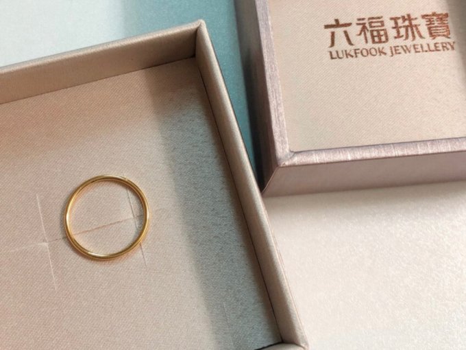 六福珠宝黄金戒指