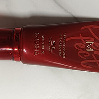 谜尚大红BB霜——遮瑕保湿，持久不易脱妆的完美之选