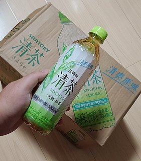 作为多年无糖茶饮的老茶友，国产无糖茶饮品牌我只信它！论方便茶饮，还得是三得利，无他！