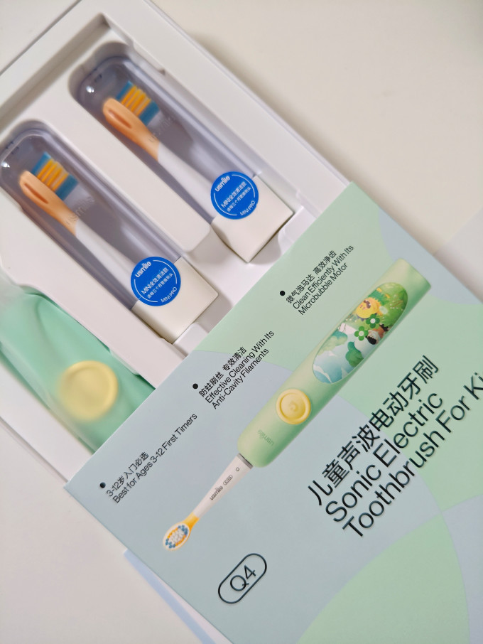 笑容加电动牙刷
