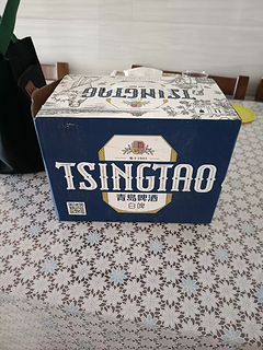 青岛啤酒，作为中国啤酒的领军品牌，凭借其卓越的品质和独特的口感，赢得了广大消费者的喜爱。