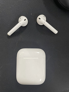 AirPods (第二代) 无线耳机价格是真的坚挺啊