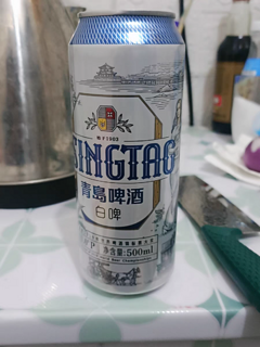 独特风味的青岛啤酒