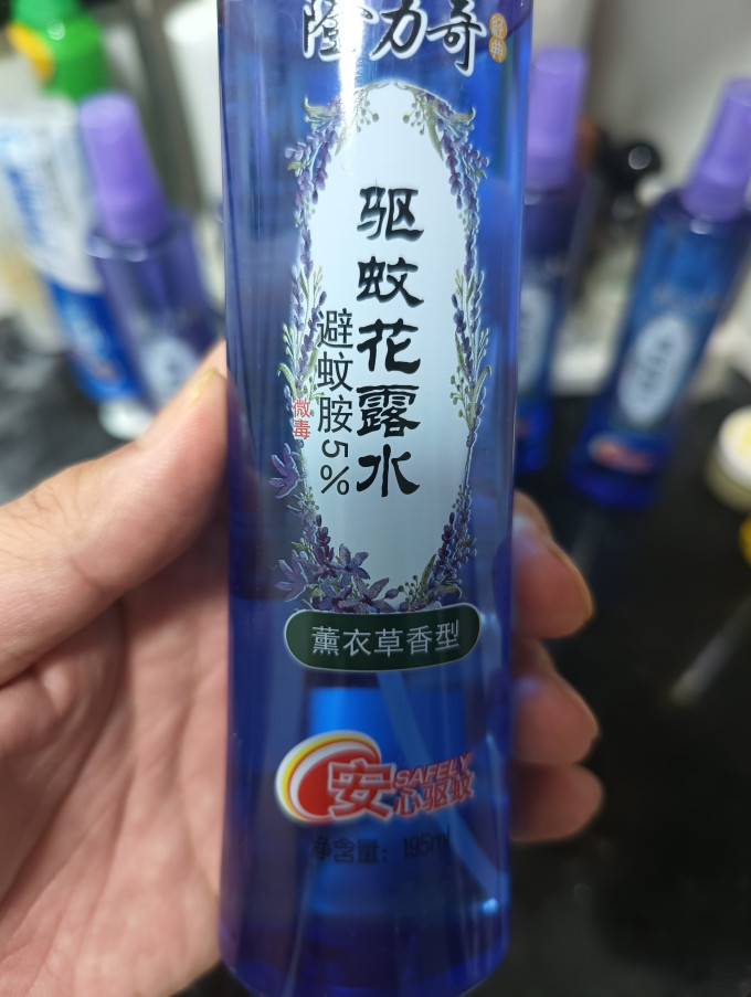 隆力奇驱蚊花露水
