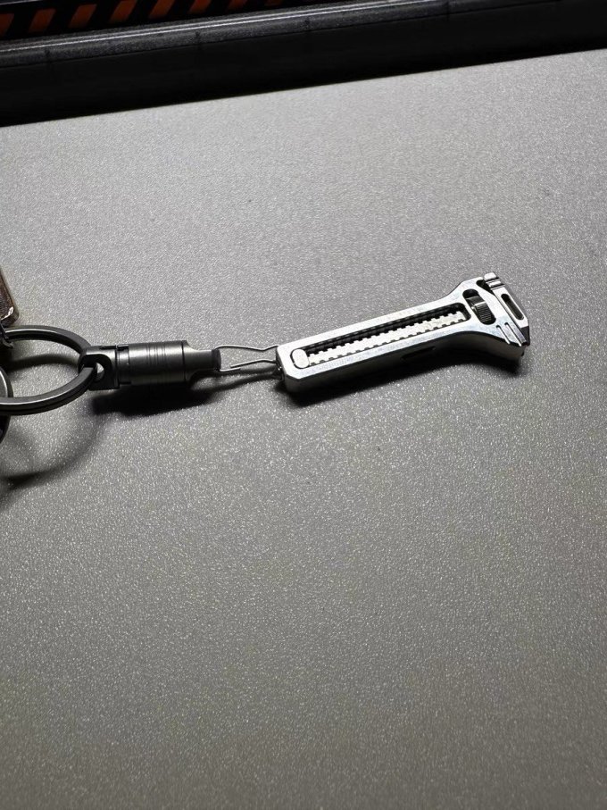 14 这款开瓶edc工具卡尺 携带方便,颜值超高 钛合金材质坚固耐用 小