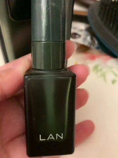 LAN兰时光精华液：修护屏障，焕亮肌肤的秘密武器！