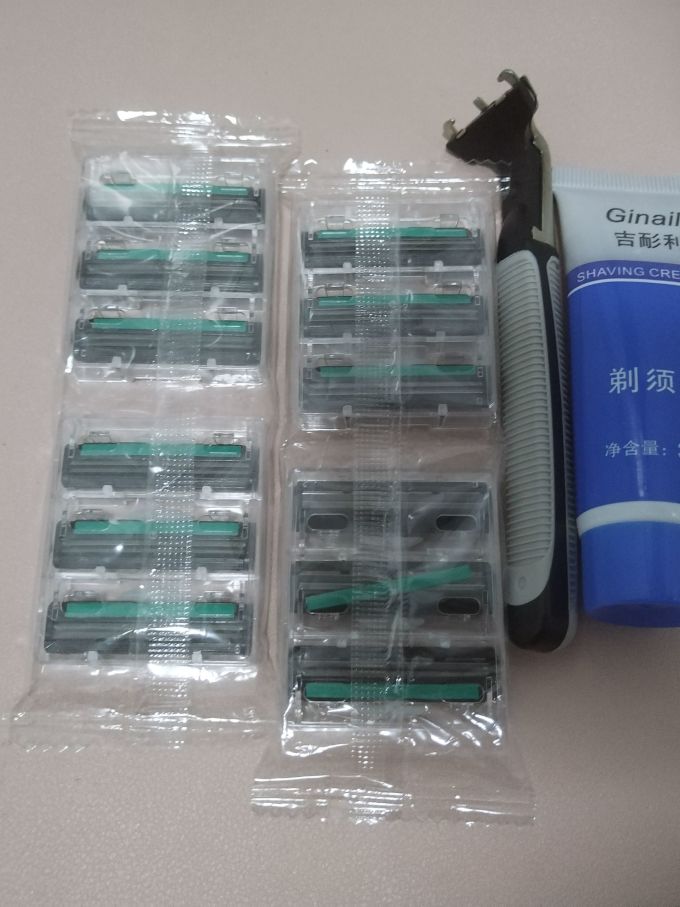 吉列手动剃须刀